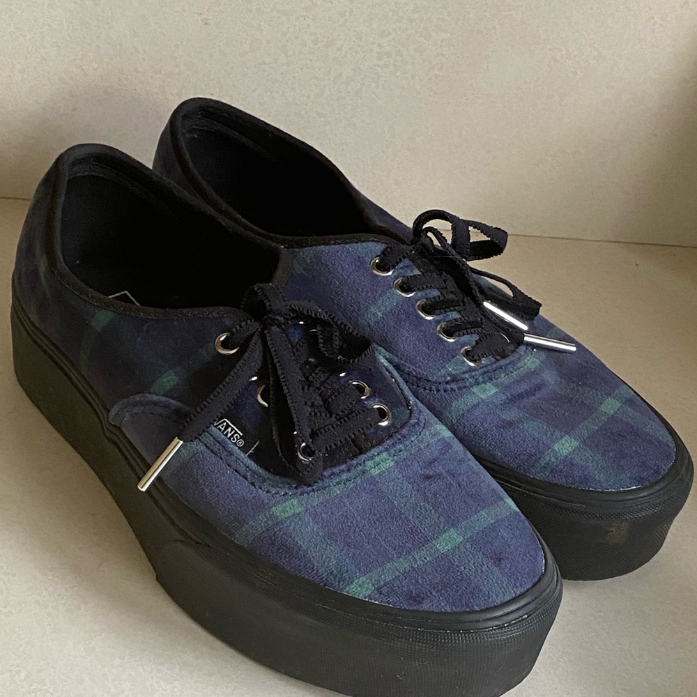 Vans Navy and Green Plaid Platform Sneakers 8.5M/10W